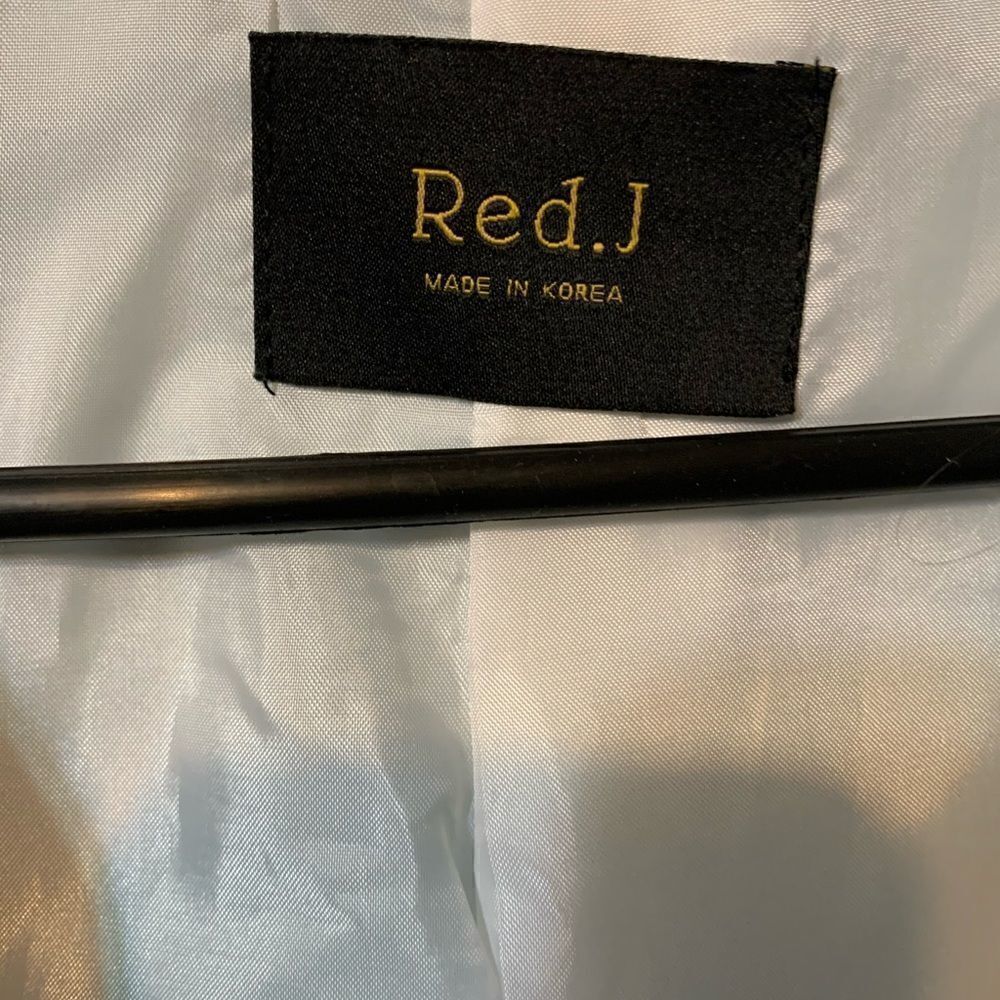 Red.J Trench - Picture 5 of 10